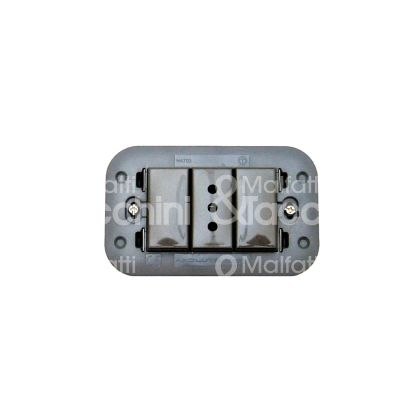 M&t 900 06131 tappo con presa axolute scura